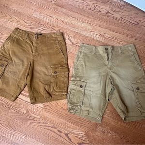 Men’s AE American Eagle Classic Cargo Extreme Flex Size 30 - 2 Pair